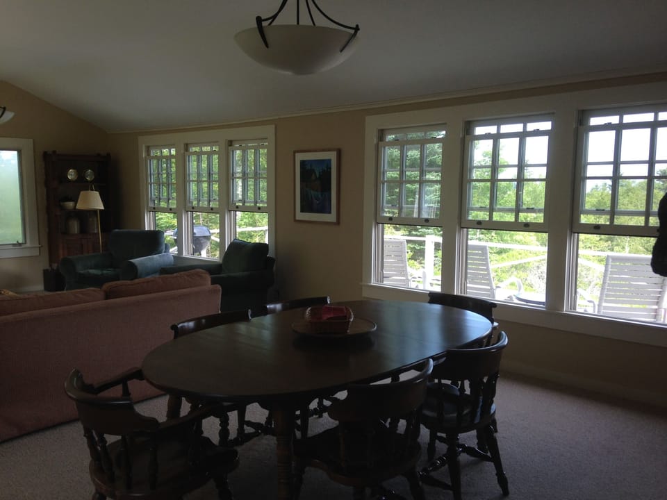 Open dining/living room.