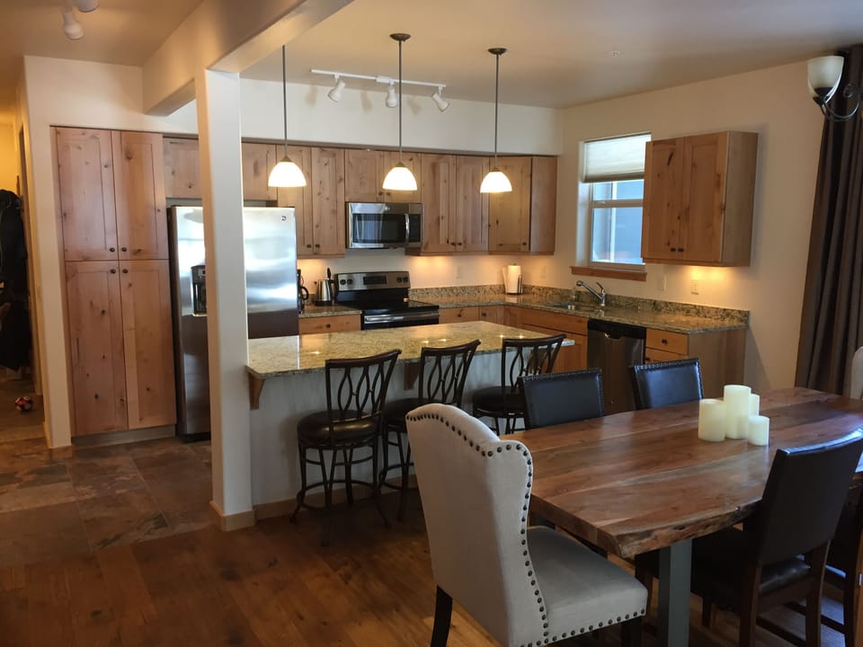 Open kitchen