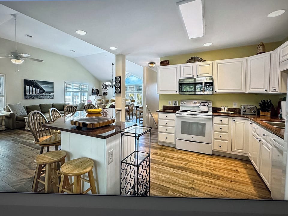 kitchen (on 2nd floor)