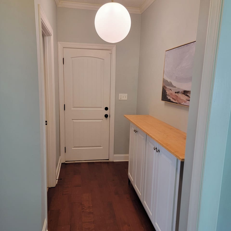 Hall just outside of Laundry room