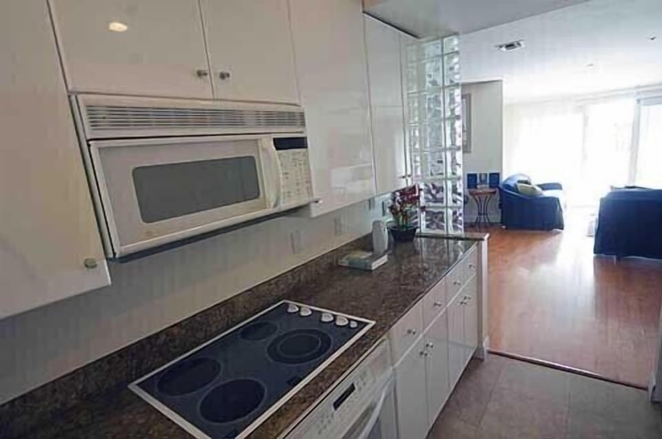 cooktop- oven and microwave