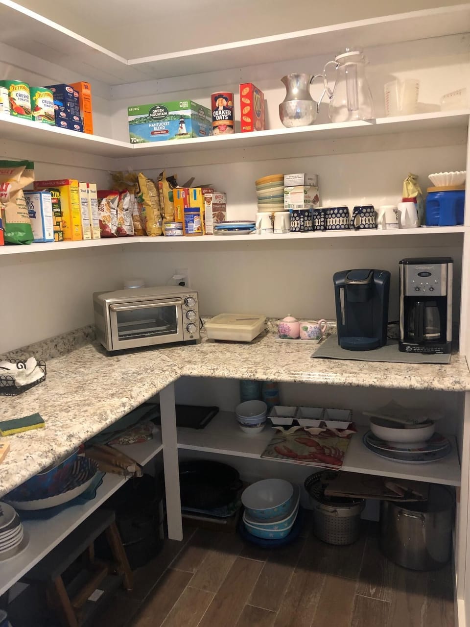 Walk in pantry off of kitchen