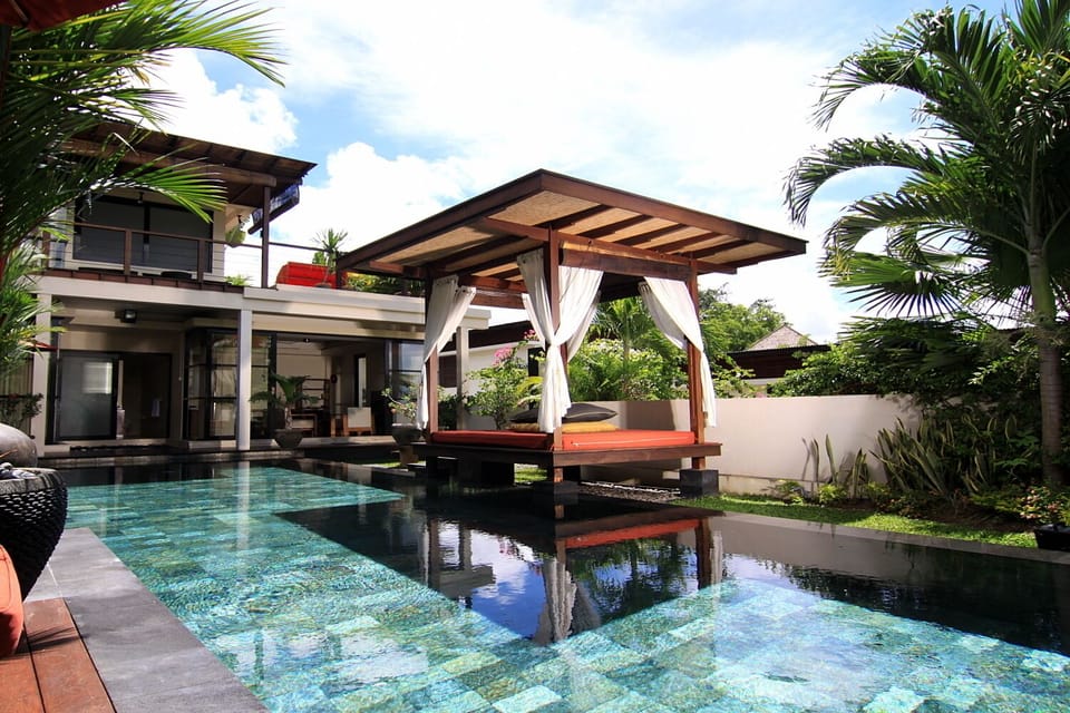 Cozy 4 Bedroom Villa Private Pool