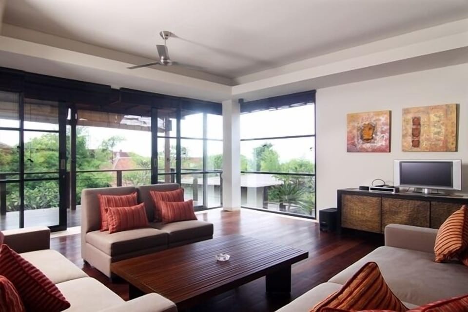 Private Pool Villa  with 3 Bedrooms.