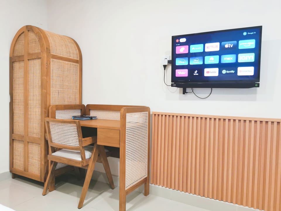 Bedroom - TV (Netflix, YouTube, TV Cable), study/working desk and wardrobe