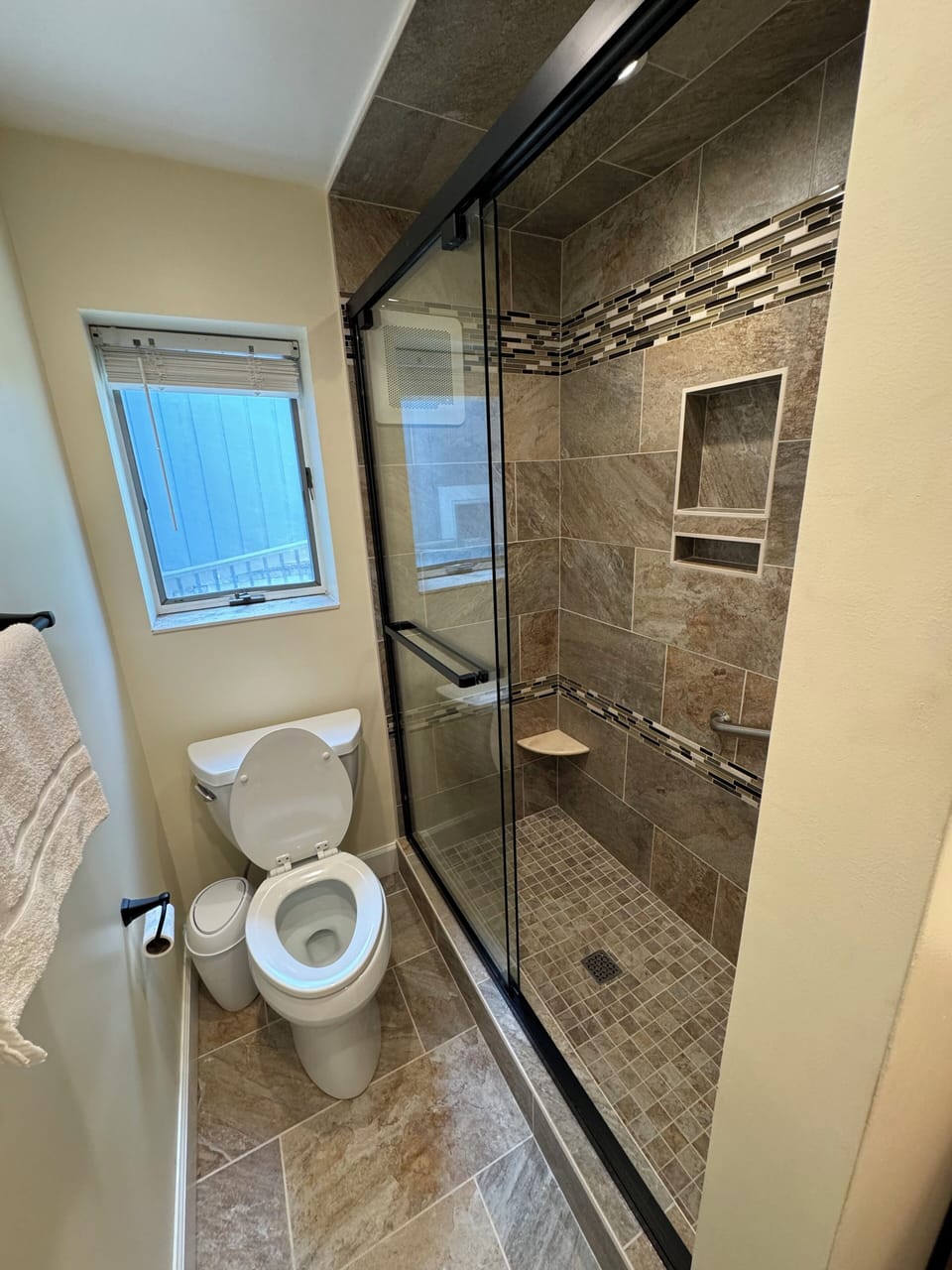 handicap accessible shower with bar