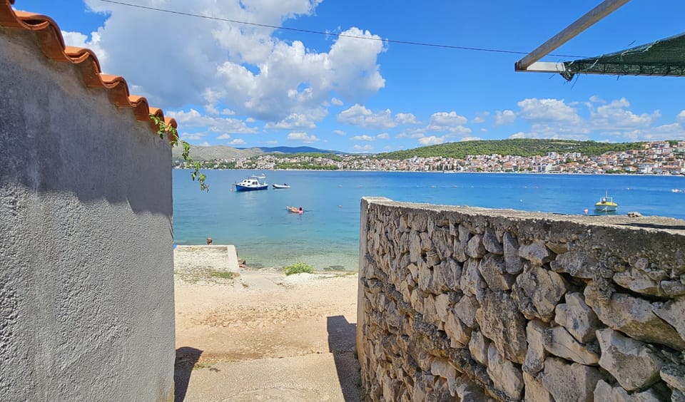The path from the house to the beach