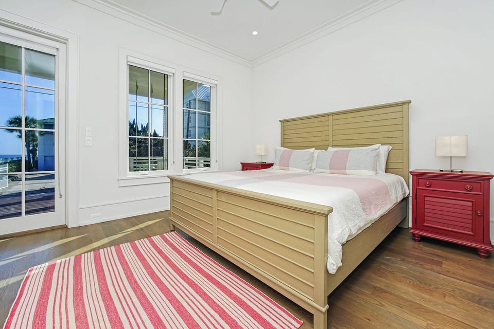 Riders in the Sun - Seagrove Beach - First Floor - King Bedroom