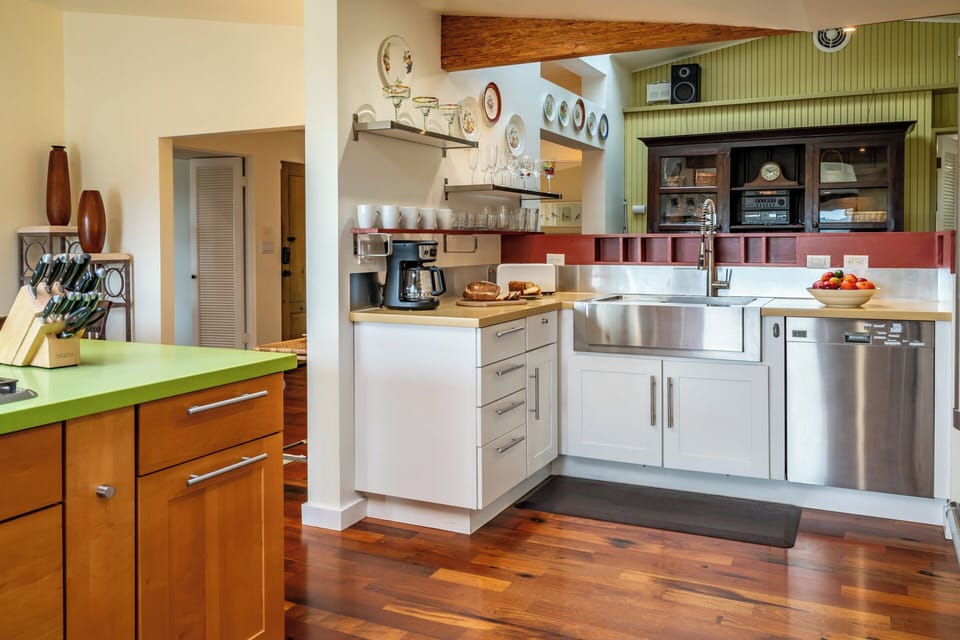 Fully equipped kitchen