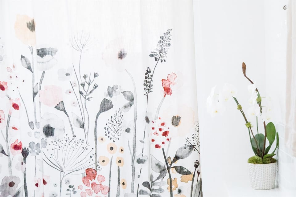 Full Bath 2 - Shower/Tub