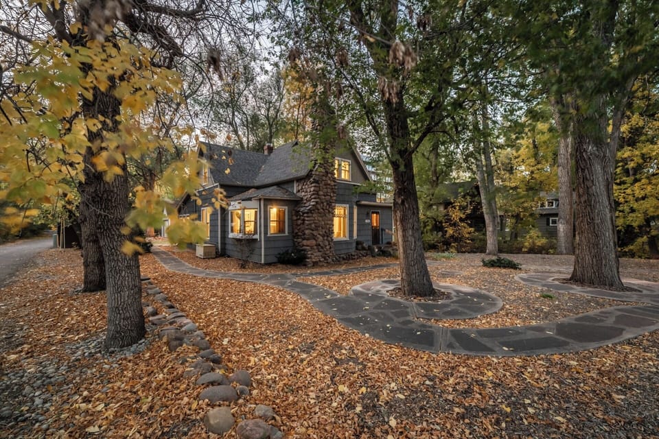 Streamside 1890's Retreat: Tree Canopy, Firepit, Bistro Patio, Game Garage
