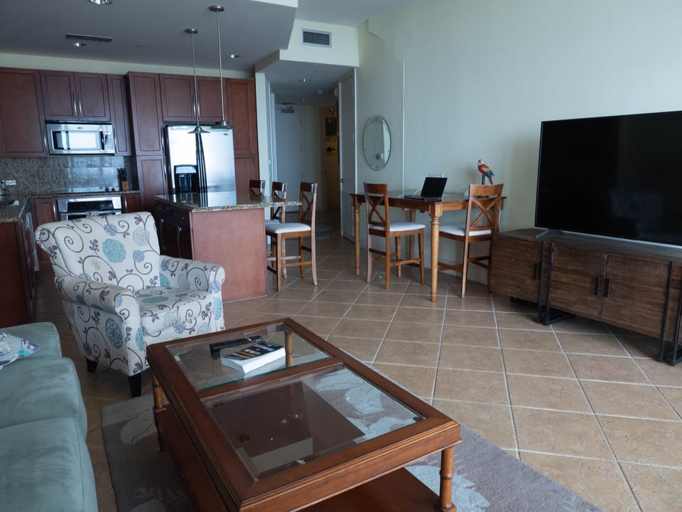 Large living room with 65" 4k TV has super high speed internet.