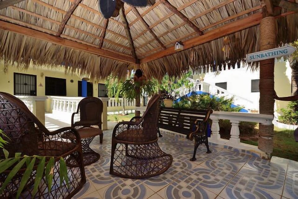 Aliyah's Reading Nook, One of the 2 kioskos