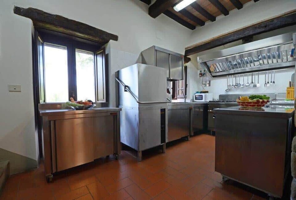 Professionally equipped kitchen
