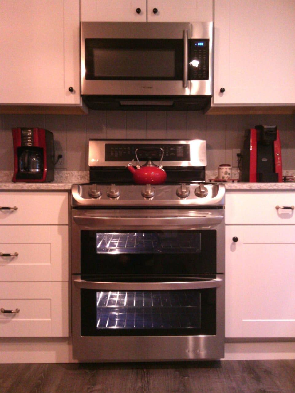 Double oven and built-in microwave.