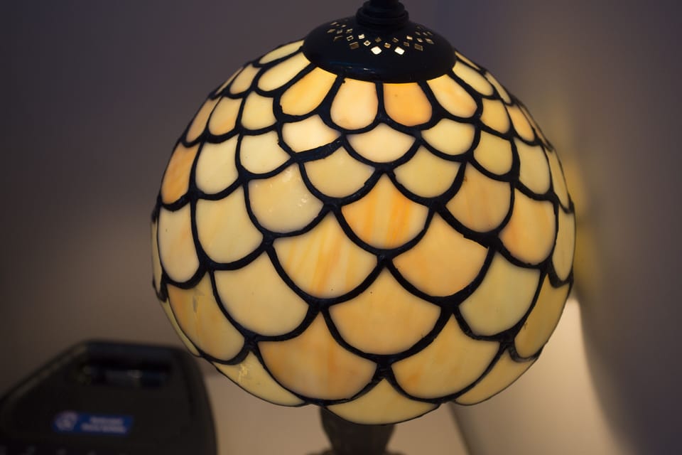 'Tiffany' bedside lamp