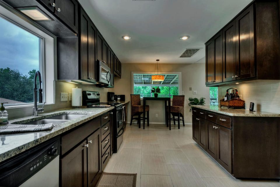 Main entry is in to the kitchen which is upstairs with the living room.