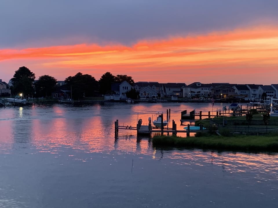 What a gorgeous sunset and those colors...