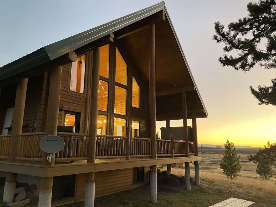 Welcome to Pearadise Peaks.