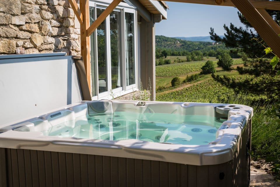 Jacuzzi in summer.