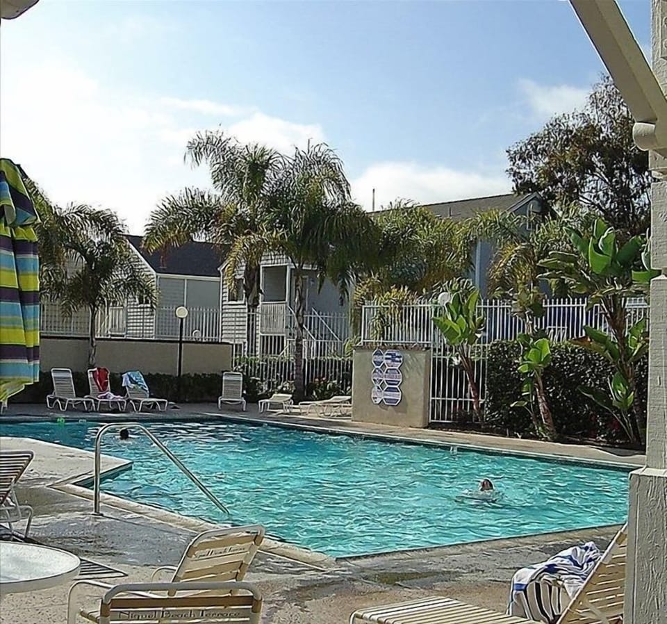 Our swimming pool and Jacuzzi