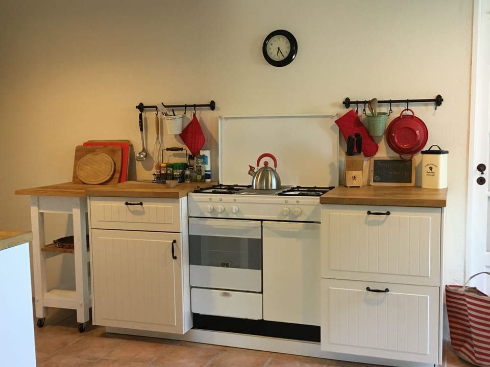Gas stove top and oven