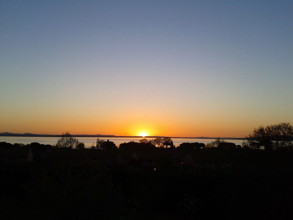 Villa Larry in San Feliciano sul Trasimeno with garden and olive grove Villa in Umbria