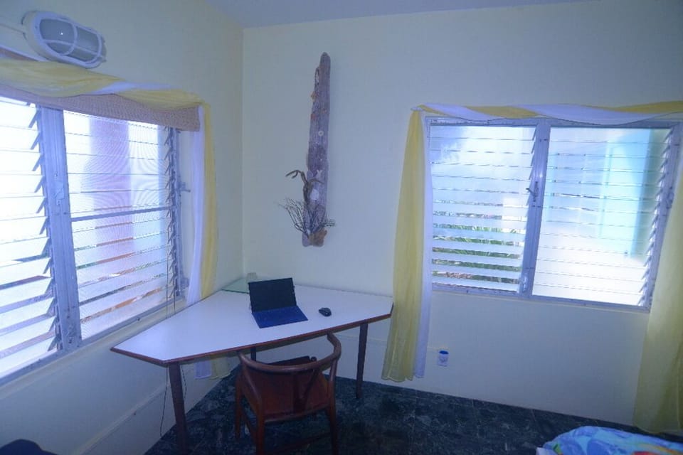 Front (Yellow) Bedroom - Computer Desk