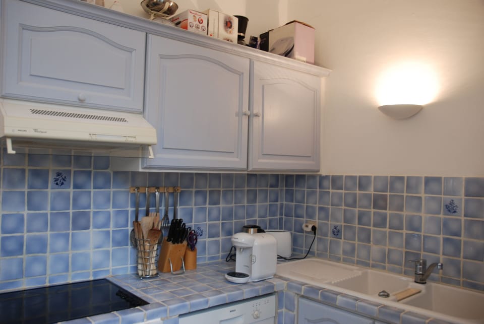 kitchen with Tassimo as well as other coffee makers