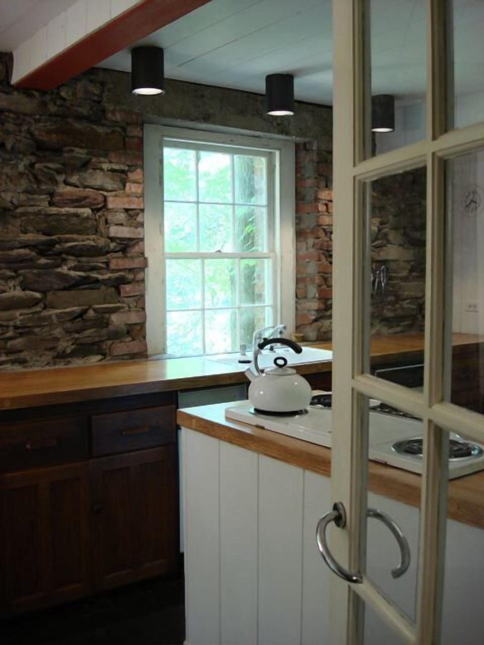 Salvato Mill: looking into kitchen