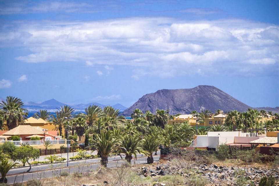 Neighborhood and views to lobos island