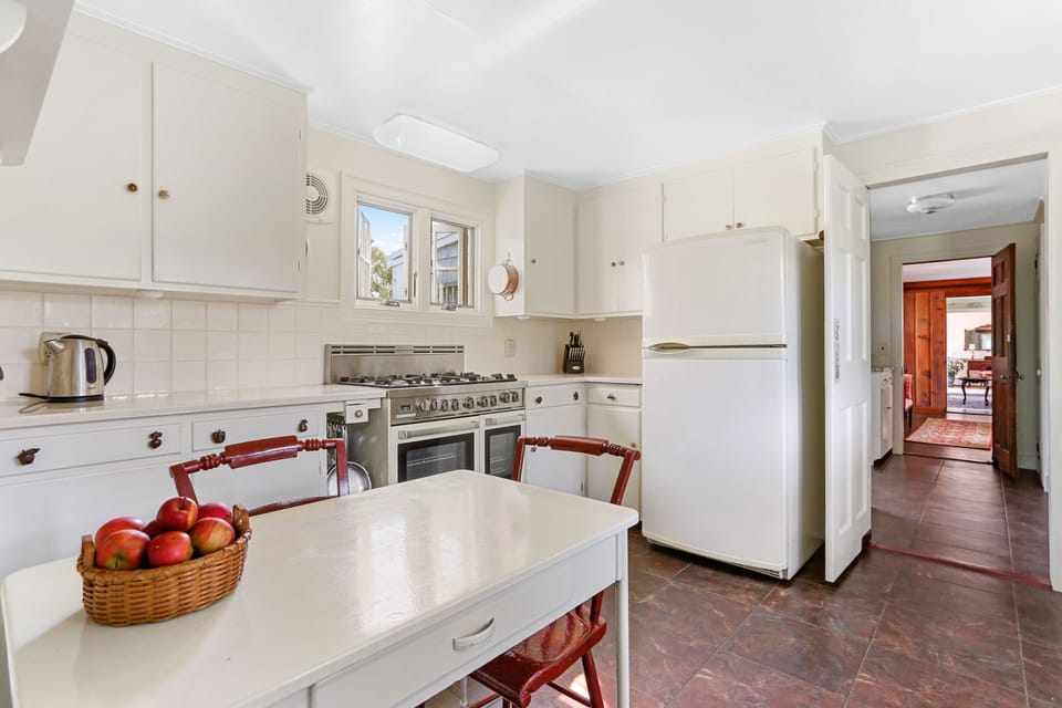 Cape Kitchen