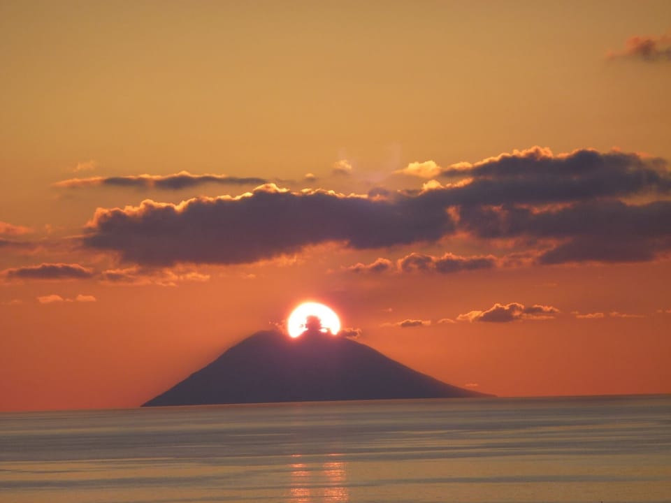 Recharge your batteries in nature - secluded villa with large garden near the sea House in Calabria
