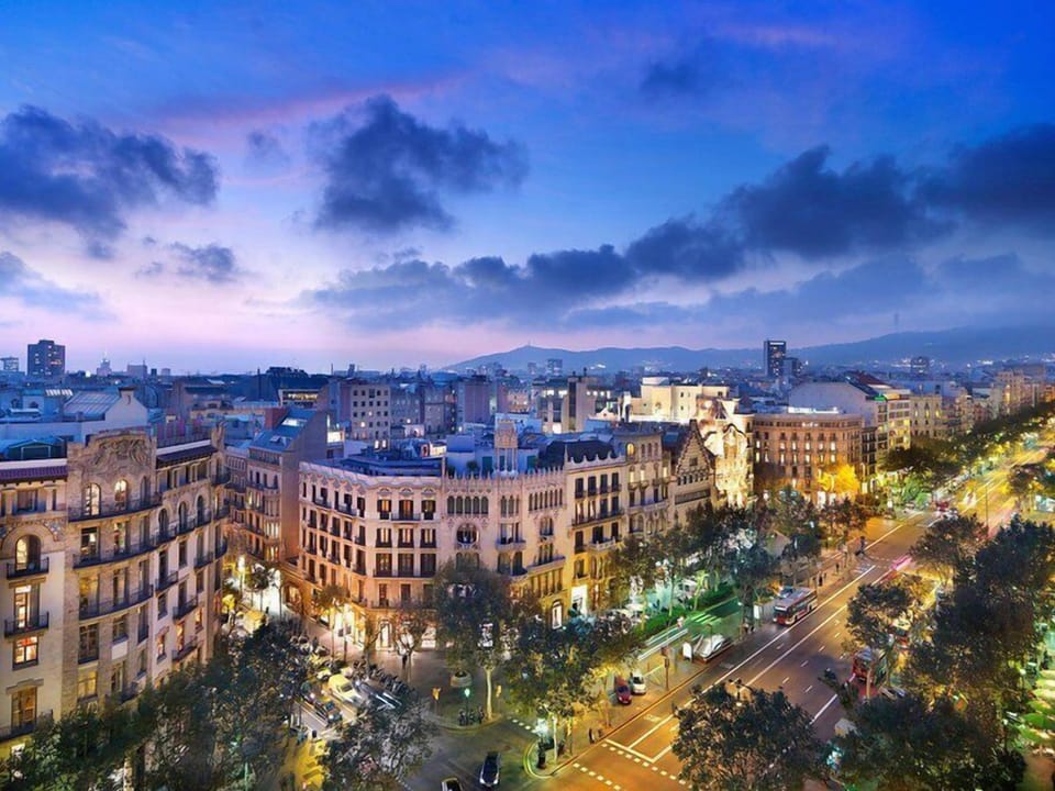 In Barcelona you will find the best possible shopping areas