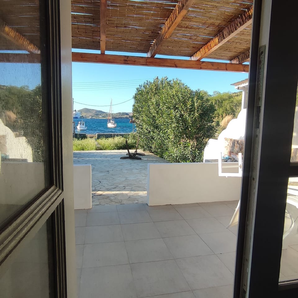 views to the beach 
