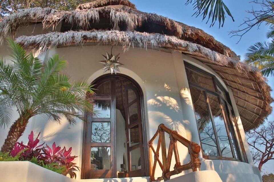 Entrance to Villa Violeta's main villa.