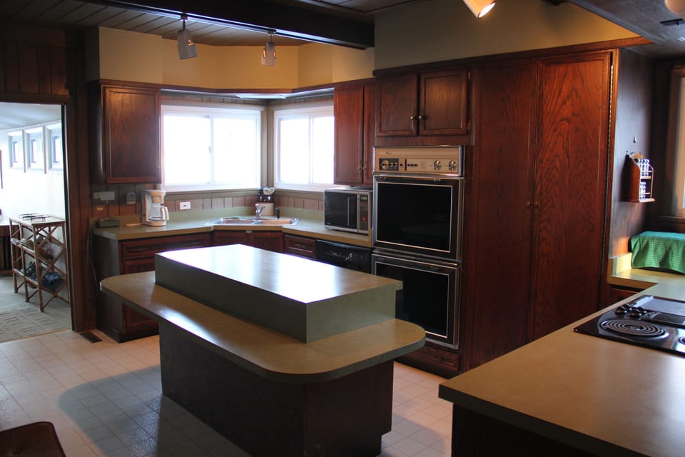 Here is the kitchen - you can see the lake from the kitchen window.