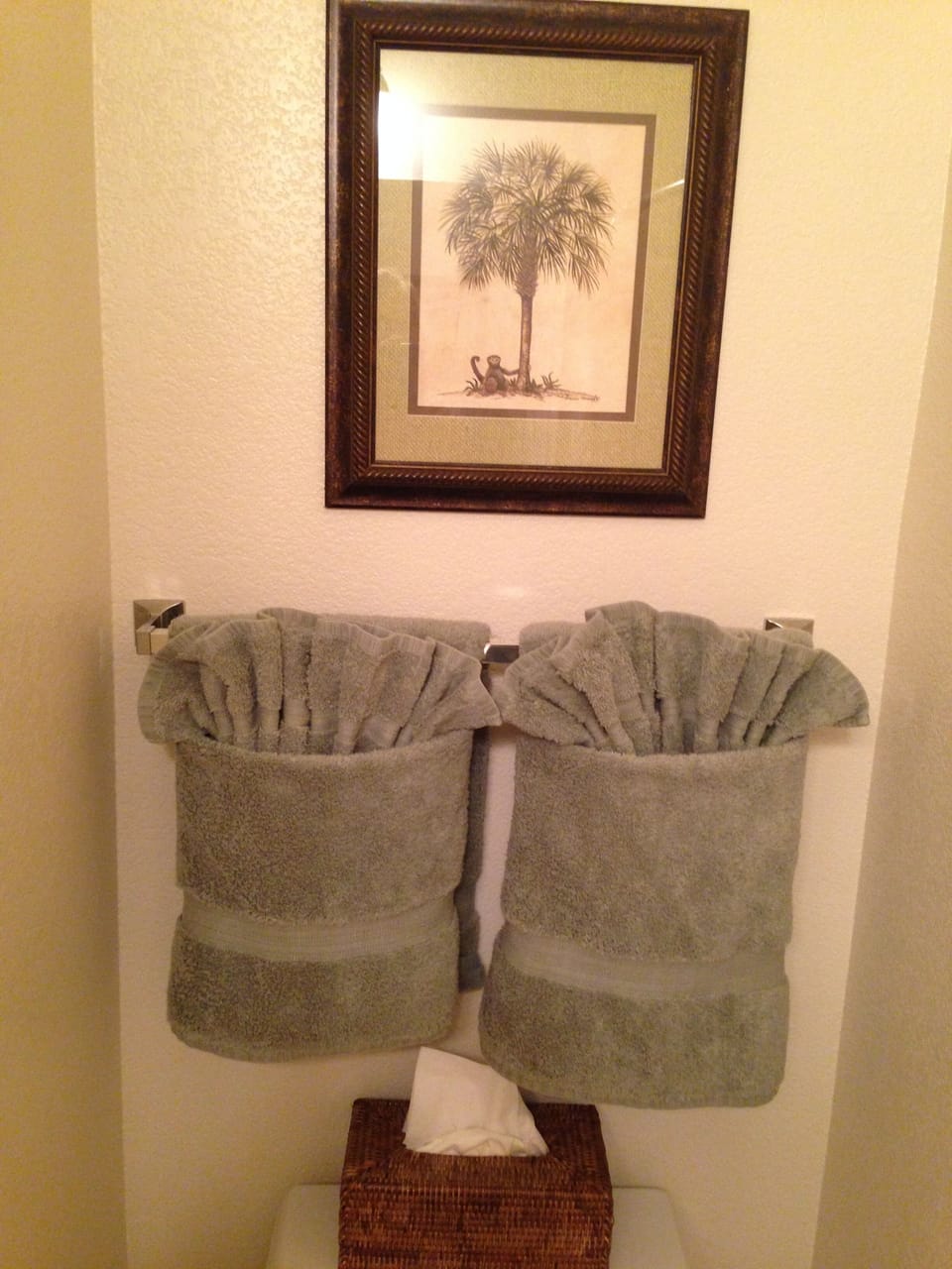 Guest bath, shared by twin and queen rooms