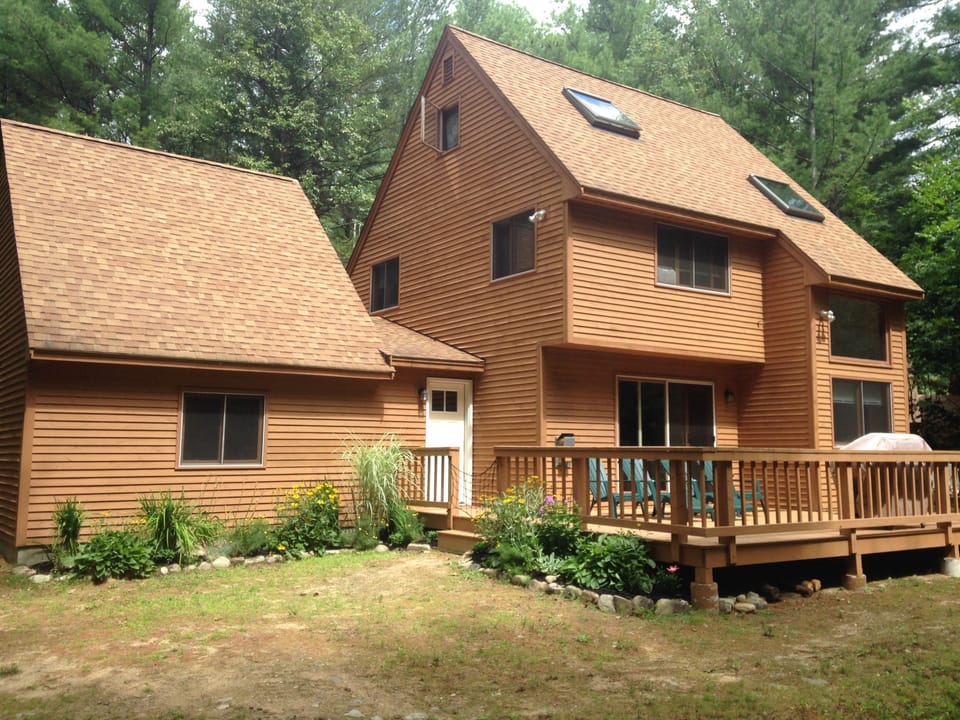 Four Story Townhouse with Deck