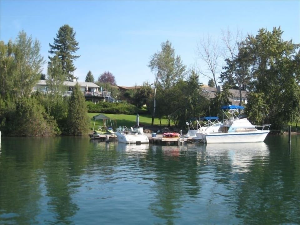 Home at Flathead Lake
New Concrete dock