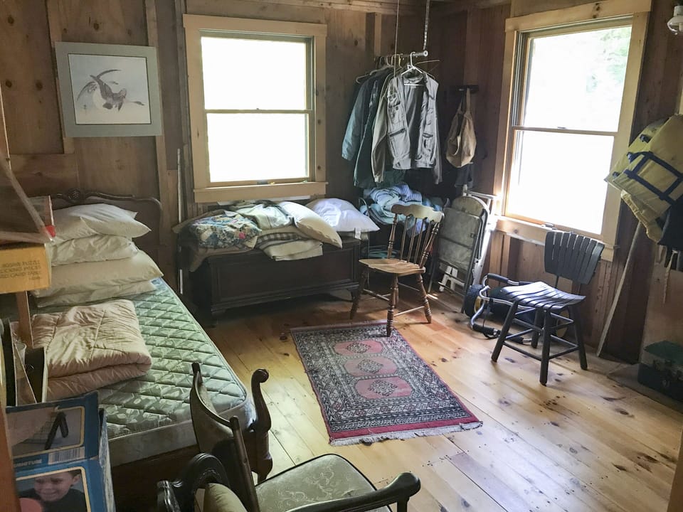 spare bedroom