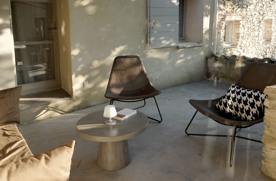 Shaded terrasse by the kitchen