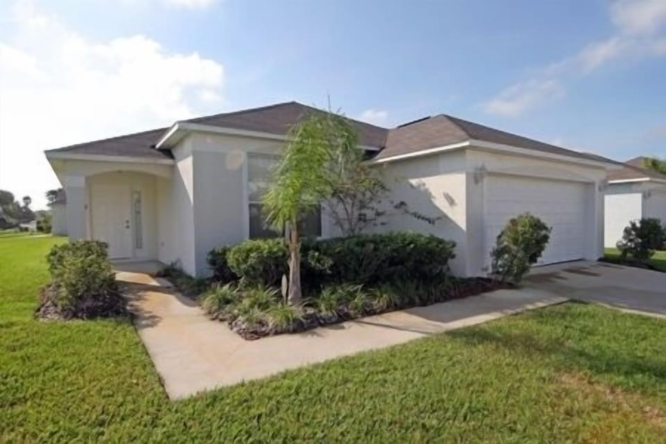 Large Corner lot