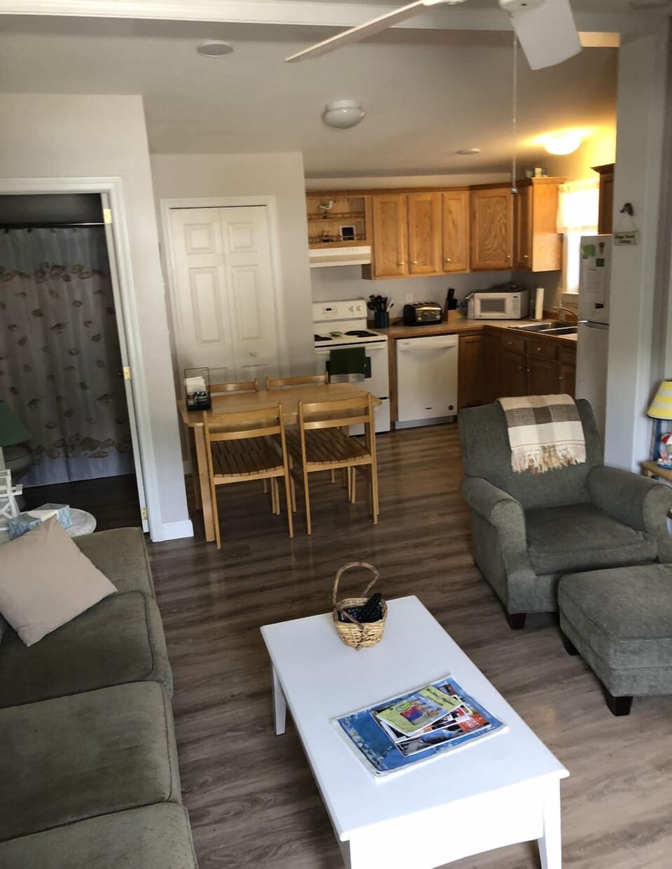 Kitchen & Living areas