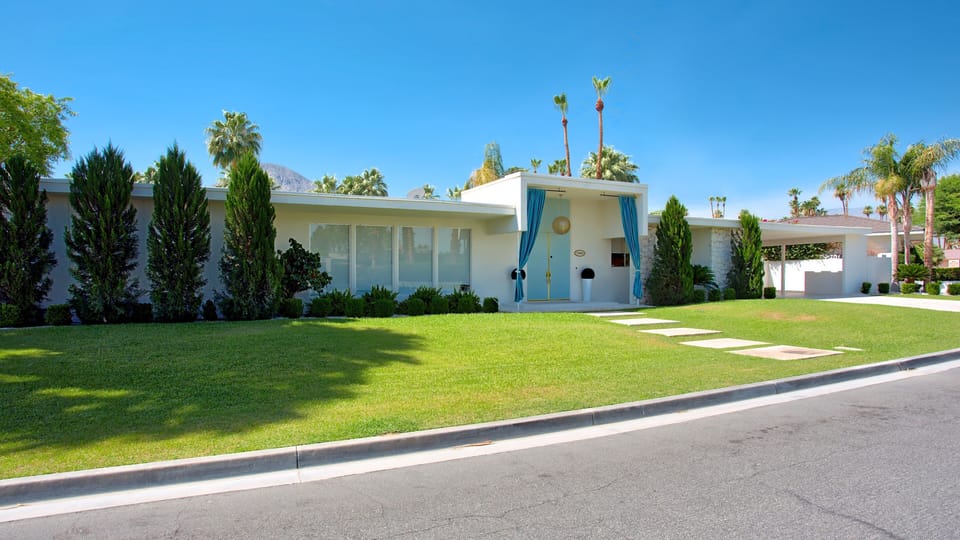 Gorgeous Mid Century modern in exclusive Indian Wells Country Club neighborhood.
