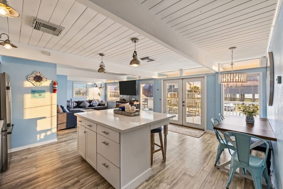 Bright and airy space perfect for cooking and relaxing together