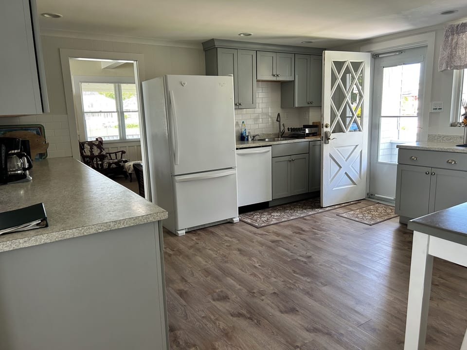 Kitchen is fully eqipped