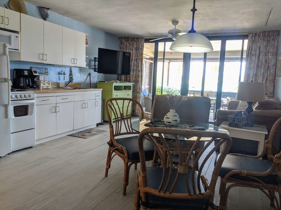 Dining area inside