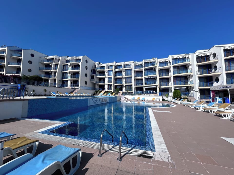 One of the pools of the complex.