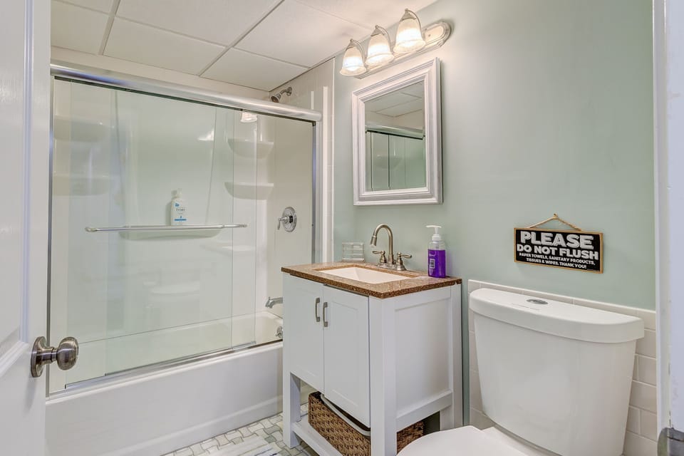 Hallway bathroom for bedroom three